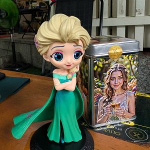 Mô hình công chúa Elsa - Phim hoạt hình Disney
